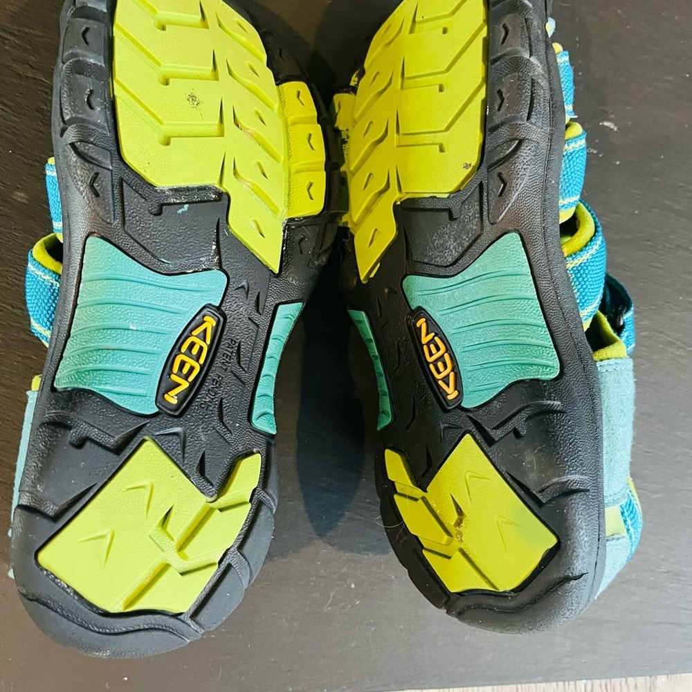 Keen Kids Blue and Green Outdoor Sandals - Picture 5 of 8